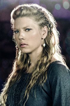 Death is on its way Wu Assassins, Katheryn Winnick Vikings, Lagertha Lothbrok, Kathryn Winnick, Viking Shield Maiden, Bjorn Ironside