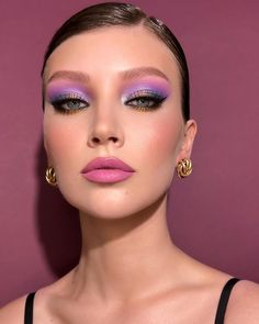 Hooded Eyeliner, Eyeliner Makeup Ideas, Violet Makeup, Eyeliner Ideas, Maquillage On Fleek, Makeup Skills, Natural Prom Makeup, Makeup Hacks Tutorials