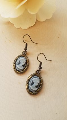 Steampunk Fashion Style, This unique pair of Victorian earrings are sure to be the conversation piece to your outfit.  Assembled onto wire hooks, It measures about 1" long including rubber stoppers & wire hooks! ready to ship! This is a handmade Jewelry item. These earrings are the perfect gift, give them to your friend as a gift or to mom, sister, daughter, aunt or granddaughter or add them to your everyday outfit.  *Please note that the earrings ordered may differ slightly from the ones photographed as they are all assembled individually. Thank you for looking @ my store! Steampunk Gadgets, Steampunk Earrings, Filigree Earrings, Steampunk Fashion, Conversation Piece, Jewelry Earrings Dangle, Dangle Drop Earrings, Dangle Earrings, Handmade Jewelry