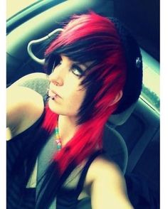 Black Scene Hair, Red Scene Hair, Emo Hairstyles, Short Scene Hair