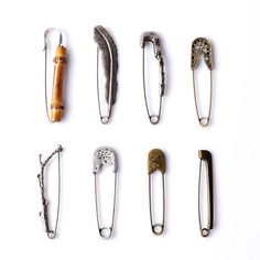 [product material]: Zinc alloy [product size]: 8-8.5cm in length Feather Brooch, Safety Pin Brooch, Lapel Pins Mens, Vintage Jewlery, Shawl Pin, Dressup Party, Safety Pins, Shawl Pins, Silver Pin