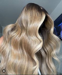 Ash Blonde Ombre Wigs Body Wave Lace Frontal Wigs With Dark Roots -Alipearl Hair Taller Girlfriend, Ash Blonde Ombre, Blonde Aesthetic, Haircut Inspo, New Hair Do, Hair Blond, Hollywood Hair, Weave Styles, Hair 2024