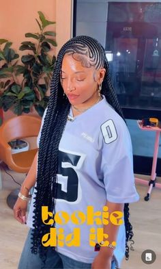 Feedins In The Front And Knotless In The Back, Side Fulani Braids Hairstyles, Ombre Cornrows Braids Black Women, Jess The Prankster Braids, Boho Scalp Braids Black Women, Vacation Braid Hairstyles For Black Women, Side Cornrows With Box Braids, Side Part Fulani Braids Hairstyles, Lemonade Twist Braids