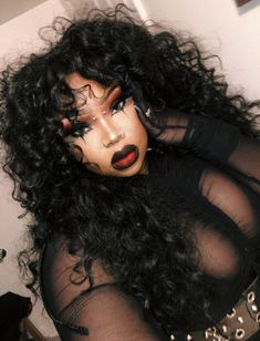 Queens Aesthetic, Afro Goth, Villain Era, Afro Punk Fashion, Gothic Room, Punk Makeup, Alt Makeup, Goth Look, Smink Inspiration