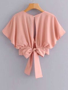 Butterfly Sleeve Blouse, Fashion Tops Blouse, Trendy Fashion Tops, Butterfly Sleeve, Trendy Blouses, Trendy Blouse Designs, Crop Top Outfits, Fashion Attire, Latest African Fashion Dresses