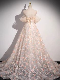 Flower Ballgown, Yule Ball Dresses, Champagne Formal Dresses, Floral Floor, Yule Ball, Floor Length Prom Dresses, Lace Formal Dress, Lace Prom Dress, Pretty Prom Dresses