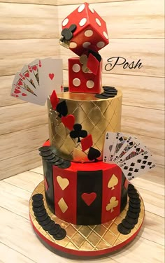 Cake Casino Theme Quince, 50th Casino Birthday Ideas, Vegas Cake Ideas, Casino Theme Desserts, Casino Theme 30th Birthday Party, Casino Dessert Table, Vegas Theme Cake