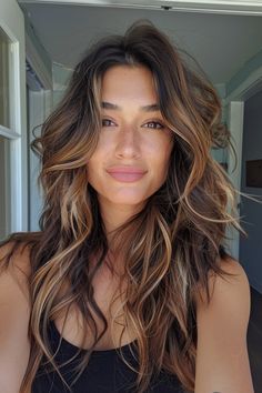 Brianna Lapaglia Hair, Long Brown Hair With Highlights Layers, Brunette Auburn Highlights, Brianna Chickenfry Hair, Brown Surfer Hair, Brunette Carmel Highlight, California Brunette Hair Balayage, Hair Color For Dark Eyebrows, Autumn Balayage Hair