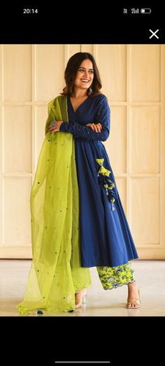 Salwar Suit Designs Latest, Blue Salwar Suit, Salwar Suit Pattern, Winter Outfit Casual, Plain Dresses, Plazo Pants, Floral Suit, Casual Outfits Fashion