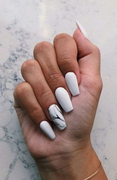 The Trend Spotter, Nagellack Trends, Pearl Nails, Metallic Nails, Acrylic Nails Coffin Short, Popular Nails, Sparkly Nails, Pastel Nails