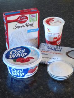 the ingredients to make an ice cream dessert