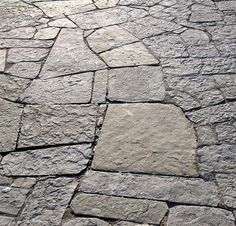 an image of stone pavement that looks like it is made out of rocks or stones