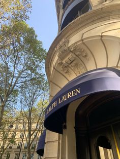 ralph lauren, paris, luxury, rich, aesthetic Ralph Lauren Widget, Polo Ralph Lauren Wallpaper, Preppy College Style, Manifesting Lifestyle, Ralph Lauren Store, Ralph Laurent, Vintage Cover, Rich Aesthetic, Christmas Dreaming