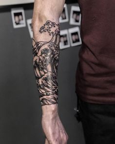 Interesting Tattoo Sleeves, Japanese Wave Forearm Tattoo, Wave Half Sleeve Tattoo, Japanese Water Tattoo Sleeve, Forearm Water Tattoo, Waves Forearm Tattoo, Water Tattoo Filler, Wave Forearm Tattoo, Waves Sleeve Tattoo