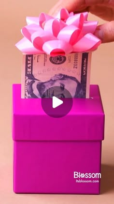 Creative Birthday Gift Wrapping, Diy Money Present Ideas, Wrapping Cash Gifts Fun, Cash Ideas Gift, Money Pull Box Diy Birthday, Idea Birthday Gift, Money Basket Ideas Cash Gifts, Cool Money Gift Ideas