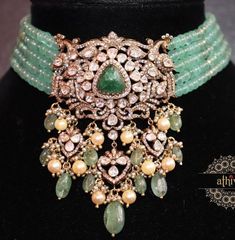 Victorian Polki Jewellery, Kundan Bracelet, Emerald Jewellery, Victorian Jewellery, Diamond Pendants Designs, Choker Designs