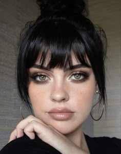 Boho Makeup, Hair Dos, Makeup Inspo, Dark Hair, Skin Makeup, Green Eyes, Maquillaje De Ojos, Makeup Inspiration, Wedding Makeup