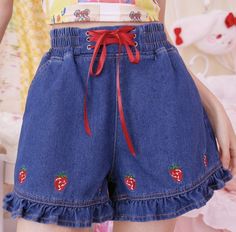 Strawberry Clothing, Strawberry Outfit, Strawberry Embroidery, Kawaii Shorts, Kawaii Strawberry, Short Jeans, Looks Chic, Denim Shorts Women, Kawaii Clothes