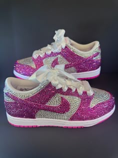 Fuchsia Dunks, Pink Girly Wallpaper, Bedazzled Sneakers, Designed Crocs, Bedazzle Ideas, Pink Nike Dunks, Bedazzled Things, Pink Dunks, Nike Aesthetic