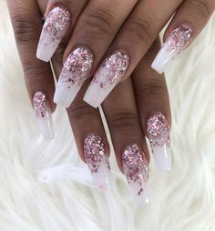 Glitternails Ombre, Elegant Ballerina Nails, Anniversary Gel Nail Designs, Nyårsnaglar Glitter, Glitter Nail Art Sparkle, Pink Gel Nails With Glitter, Gorgeous Nails Coffin, Nail Designs Glitter Ombre, Rose Gold Wedding Nails