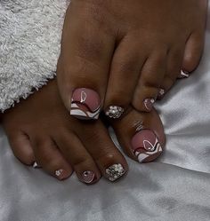 White Tip Acrylic Nails, Easy Toe Nail Designs, Simple Toe Nails, Makeup Nails Designs, Gel Toe Nails, Curved Nails, Acrylic Toes, Acrylic Toe Nails, Pretty Toe Nails