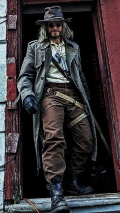 Karl Heisenberg, Resident Evil Vii, Concept Clothing, Cowboy Outfits, Human Poses, Pose Reference Photo, Fantasy Fashion