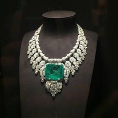 Cartier Diamond Necklace, Vintage Diamond Necklace, Cartier Diamond, High Fashion Jewelry, Royal Jewels, Emerald Necklace, Royal Jewelry