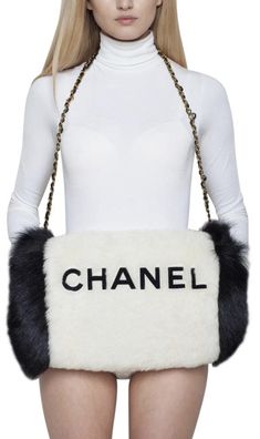 Hand Muff, Fendi Peekaboo, Fur Bag, Vintage Fur, Chanel Vintage, Fashion Victim, White Faux Fur, Chanel Fashion