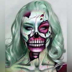 Face Art Makeup Paint Ideas, Zombie Makeup Halloween, Makeup Zombie, Creative Halloween Makeup, Halloweenský Makeup, Makeup Artistic, Monster Makeup, Blend Wig, Creepy Halloween Makeup