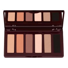 Contenance : 7,2 gpalette à 6 teintes pour les yeux avec deux looks mats modernes et faciles à porter découvrez des looks mats modernes pour le regard, inspirés par les top-modèles des années 1990 !  deux looks mats pour des yeux envoûtants dans une seule palette. Trois teintes froides brun caramel et trois teintes chaudes aux nuances de bronze pour un smokey eyes magique et sublimateur aux couleurs nude ! day look - un smokey eyes subtil et chaleureux : prime : brun nude léger enhance : brun ri Nude Smokey Eye, Smokey Eye Palette, Tom Ford Private Blend, Smokey Eye Easy, Simple Eyeshadow, Red Carpet Beauty, Neutral Eyeshadow Palette, Neutral Eyeshadow, Violet Grey