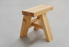 AH chair :: Behance Kursi Bar, Wood Working Ideas, Wood Joinery, Traditional Chairs