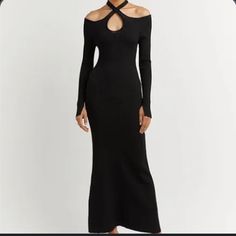 Never Worn. Perfect Condition. Chic Ribbed Maxi Dress, Chic Ribbed Bodycon Evening Dress, Chic Evening Ribbed Bodycon Dress, Chic Ribbed Bodycon Dress For Evening, Evening Bodycon Ribbed Maxi Dress, Chic Evening Ribbed Maxi Dress, Chic Evening Maxi Dress With Ribbed Details, Evening Ribbed Bodycon Dress, Chic Winter Maxi Dress For Evening