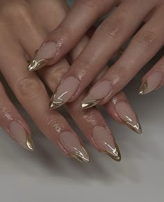 Gold Formal Nails, Elegant Nails Gold, Elegant Gold Nails, Gold Design Nails, Nail Ideas French, Gold Nail Designs, Formal Nails, Glow Nails