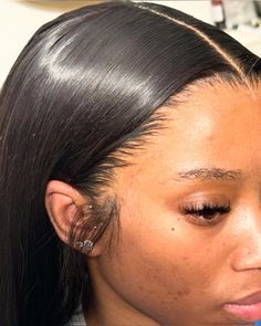 Edges On Wigs, No Edges Wig Black Women, Braid Hair Dos, Fine Hairstyles, Hair Content, Wig Colors, Straight Weave Hairstyles, Natural Hair Tutorials, Soft Edges