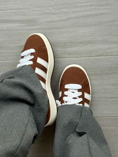 Brown Campus 00s, Adidas Campus Aesthetic, Adidas Campus Brown, Brown Adidas, Female Sneakers, Outfit Inso, Fashion Shoes Sneakers