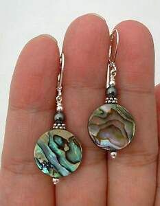 Abalone Jewelry, Diy Jewelry Rings, Brown Tiger, Abalone Earrings, Beaded Earrings Diy, Jewelry Making Earrings, Wire Jewelry Designs