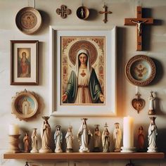 Wall Altar Ideas Catholic, Mary Altar, Catholic Wall Decor, Home Altar Catholic, Catholic Home Decor, Catholic Home, Catholic Wall Art, Altar Design