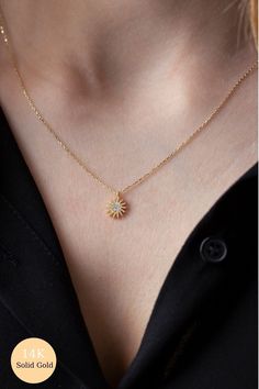 "⚡ ADD TWO OR MORE ITEMS TO THE CART AND ENJOY FREE EXPRESS SHIPPING ⚡ 🚀 DHL - FedEx - UPS (1-4 DAYS DELİVERY) 🚀 Make hearts beat all the louder when you wear GOLDx's CZ Stone Necklace, featuring a dazzling sun-cut CZ stone pendant that dangles gracefully from a chain of either solid gold or sterling silver. Wear this classic design in a chic pendant necklace stack to give off a timeless sense of sophistication wherever you travel. ♡ hope it warms you up ☀️ ∙ F E A T U R E S ∙ * Material: High One Stone Pendant, Unique Pendant Necklace Gold, Dainty Starburst Yellow Gold Jewelry, Elegant Gold Starburst Necklace, Gold Chain Pendant Designs, Chain Pendant Designs Gold, Gold Pendant Jewelry Indian, Chain And Pendant Gold, Chain With Pendant Gold