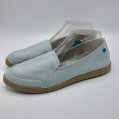 Vionic Beach Nwt Manzanita Canvas Slip-On Loafer. Size 8. Eco-Conscious Materials. Color Is Ballad Blue Gingham. Bin 2314 Blue Flat Slip-ons Casual Style, Blue Casual Slip-ons With Flat Heel, Blue Casual Flats With Ortholite Insole, Casual Blue Slip-ons With Flat Heel, Casual Blue Flats With Removable Insole, White Casual Slip-ons For Beach, White Casual Beach Slip-ons, Casual Blue Slip-ons For Summer, Spring Beach Slip-ons Low-top