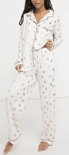 22 Cozy Christmas Pajamas That Are Also Cute! Live Tattoo, Holiday Outfit