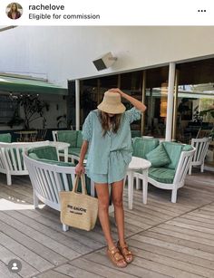 Mexico Vacation Outfits Cancun, Florida Vacation Outfits, Outfits Guide, Mexico Vacation Outfits, Poolside Outfit, Resort Casual, Vacation Outfits Women, Vibrant Outfits