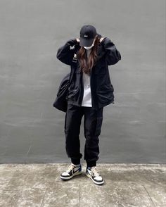 Baggie Clothes Aesthetic, Tomboy Chic Outfits Street Style, Jungkook Style Outfit Girl, Girly Outfits Korean, Girly Tomboy Aesthetic, Asian Tomboy Fashion, Tomboy Girly Outfits, Big Jacket Outfits, Girly Tomboy Outfits