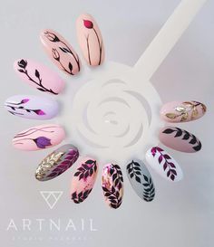 Botanical nail art Different Nail Designs, Fancy Nails Designs, Floral Nail Art, Trendy Nail Art