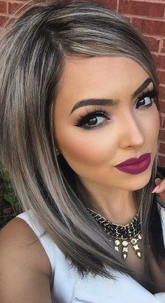 Cover Grey Hair, Hair Color For Brown Skin, Covering Gray Hair, Blending Gray Hair, Gray Hair Highlights, Natural Hair Styles Easy, Brown Blonde Hair