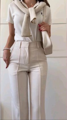 Money Clothes, Polo Shirt Outfits, Classy Work Outfits, Stylish Work Outfits, Ralph Lauren Outfits, Fashion Mistakes, Woman Fashion