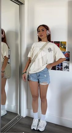 Casual Day Outfits, Looks Street Style, Causual Outfits, Baggy Pants, Summer Fashion Outfits, Casual Style Outfits, Baddie Outfits, Lookbook Outfits, Outfit Casual