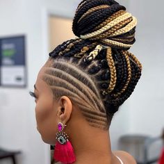 Razor Cuts, Shaved Designs, Braids With Shaved Sides, Undercut Styles, Hairstyles For Black Hair, Shaved Hair Designs, Shaved Side Hairstyles, Barber Razor, Hair Strands