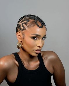 Summer Hair Ideas Black Women, Bald Head Braids Style, Bald Braided Hairstyle, Bald Cornrows, Flat Braids Hairstyles, Braided Bald Head, Bald Head Braids, Bald Braids, Flat Braids