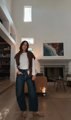 5 Favorite Barrel Jeans - Legit Mom Style by Natalie Borton Large Cuff Jeans Outfit, Styling Barrel Jeans, Barrel Jeans Outfit, Barrel Jeans, 2025 Vision, Fall 2024, Mom Style, Smart Casual