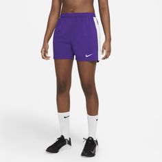 The Nike Vapor Shorts match comfort with game-ready performance. 4-way stretch lets you move naturally, while mesh along the sides makes them breathable. Flag Football, Nike Vapor, Nike Football, Womens Football, Side Stripe, Nike Dri Fit, Polyester Spandex, Dri Fit, Woven Fabric